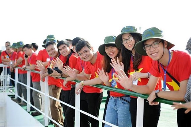 Thông báo: Trung ương Đoàn tuyển chọn thanh niên tiêu biểu tham gia Hành trình `Tuổi trẻ vì biển đảo quê hương” 2019