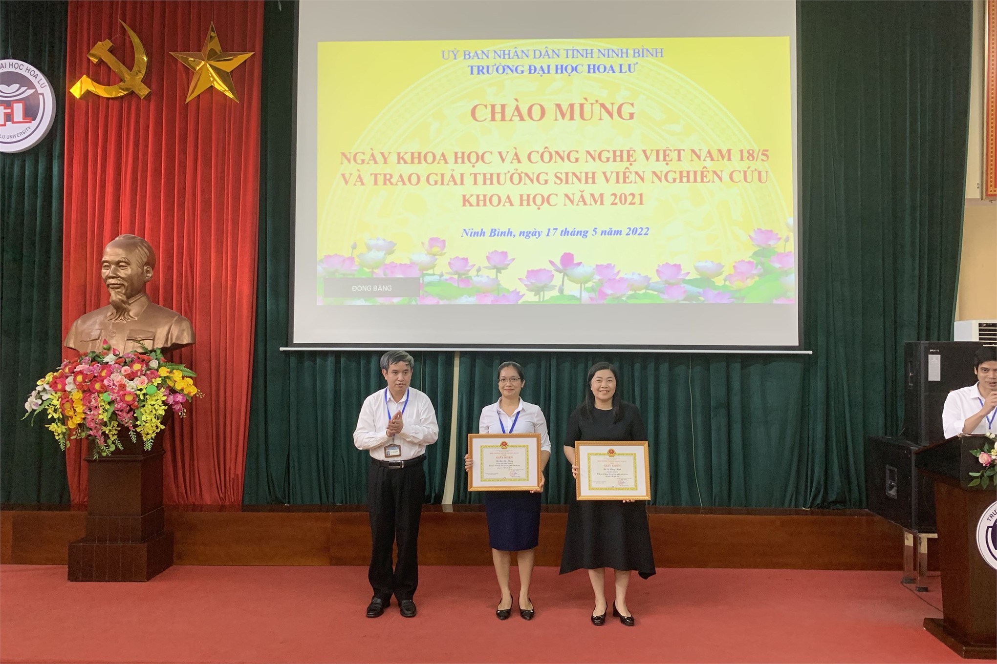 Kỷ niệm ngày Khoa học và Công nghệ Việt Nam 18/5 và trao giải thưởng sinh viên nghiên cứu khoa học năm 2021