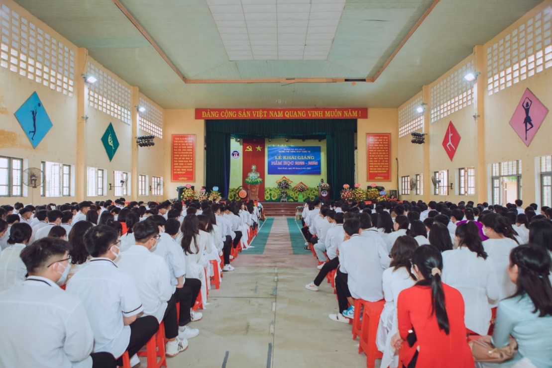 Trường Phổ thông Thực hành sư phạm Tràng An tổ chức Lễ khai giảng năm học 2022 – 2023