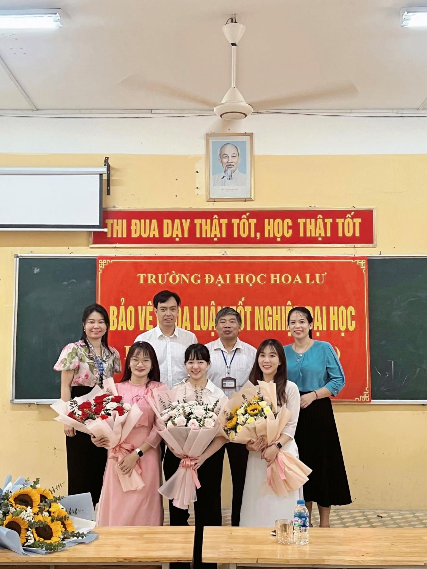 Hoàn thành chấm khoá luận tốt nghiệp cho sinh viên khoá D12 Khoa Sư Phạm Tiểu học – Mầm non