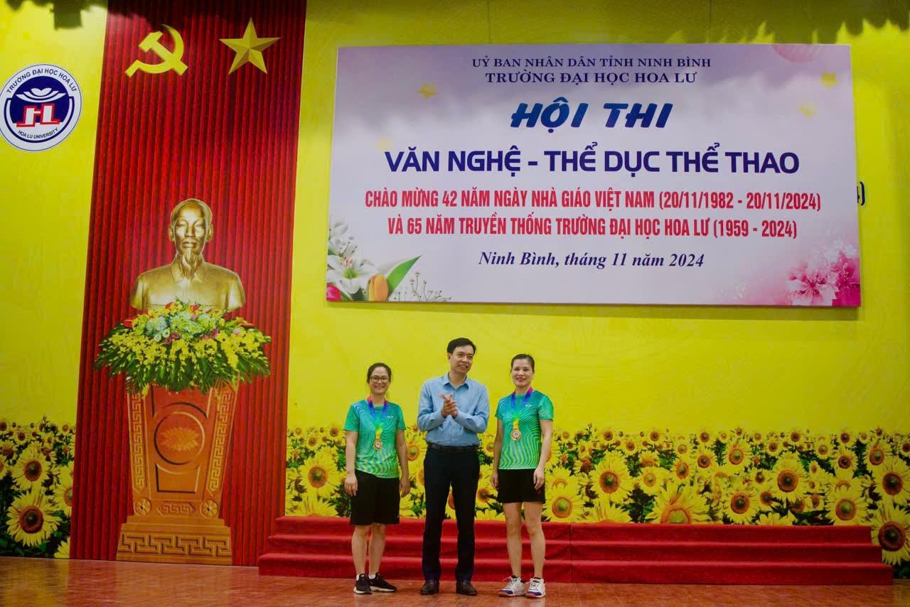 Hội thi Thể thao cán bộ, giáo viên, nhân viên Trường Đại học Hoa Lư chào mừng Ngày Nhà giáo Việt Nam 20/11