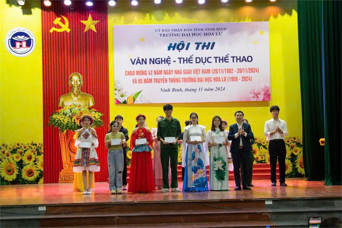 HOẠT ĐỘNG CHÀO MỪNG 42 NĂM NGÀY NHÀ GIÁO VIỆT NAM 20/11 CỦA LIÊN CHI ĐOÀN KHOA SƯ PHẠM TRUNG HỌC