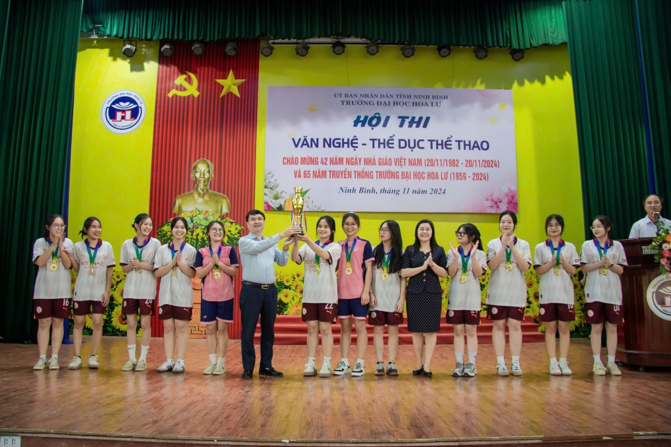 MỘT SỐ HOẠT ĐỘNG THI ĐẤU THỂ DỤC THỂ THAO CHÀO MỪNG KỶ NIỆM 42 NĂM NGÀY NHÀ GIÁO VIỆT NAM (20/11/1982 - 20/11/2024)