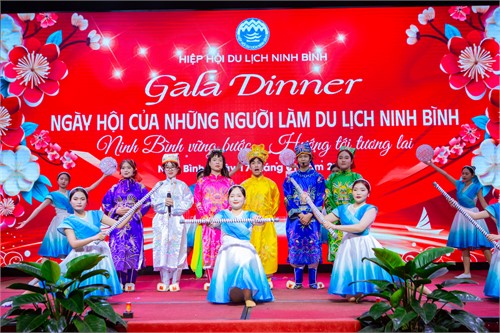 KHOA VĂN HOÁ - DU LỊCH, TRƯỜNG ĐẠI HỌC HOA LƯ THAM DỰ SỰ KIỆN “NGÀY HỘI CỦA NHỮNG NGƯỜI LÀM DU LỊCH NINH BÌNH”