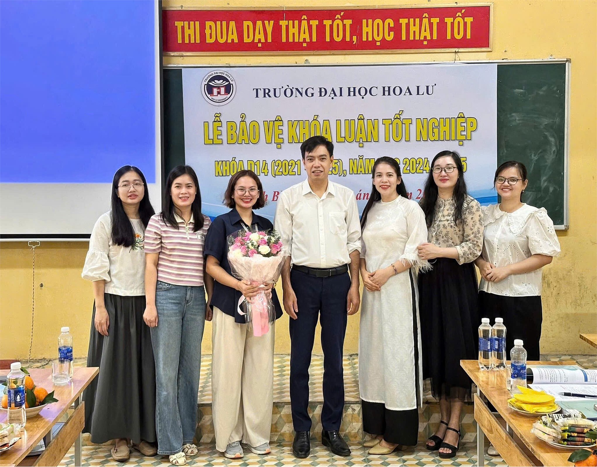 CHẤM KHÓA LUẬN TỐT NGHIỆP CHO SINH VIÊN CUỐI KHÓA
