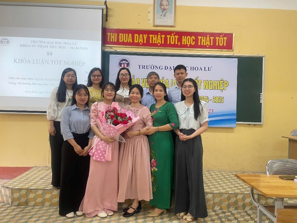 CHẤM KHÓA LUẬN TỐT NGHIỆP CHO SINH VIÊN CUỐI KHÓA