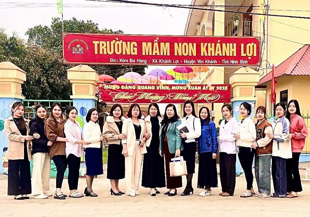 HOẠT ĐỘNG THỰC TẬP SƯ PHẠM GIAI ĐOẠN 2 CỦA SINH VIÊN KHOA SƯ PHẠM TIỂU HỌC- MẦM NON NĂM HỌC 2024 - 2025