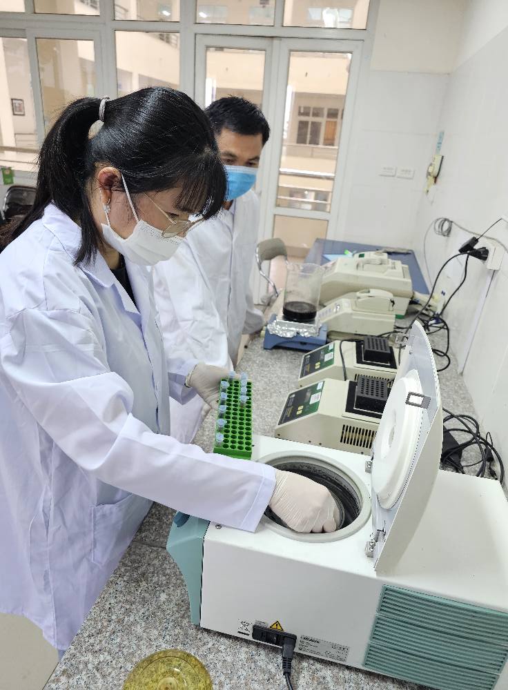 KHOA SƯ PHẠM TRUNG HỌC TÍCH CỰC TRONG CÔNG TÁC PHÁT TRIỂN ĐỘI NGŨ