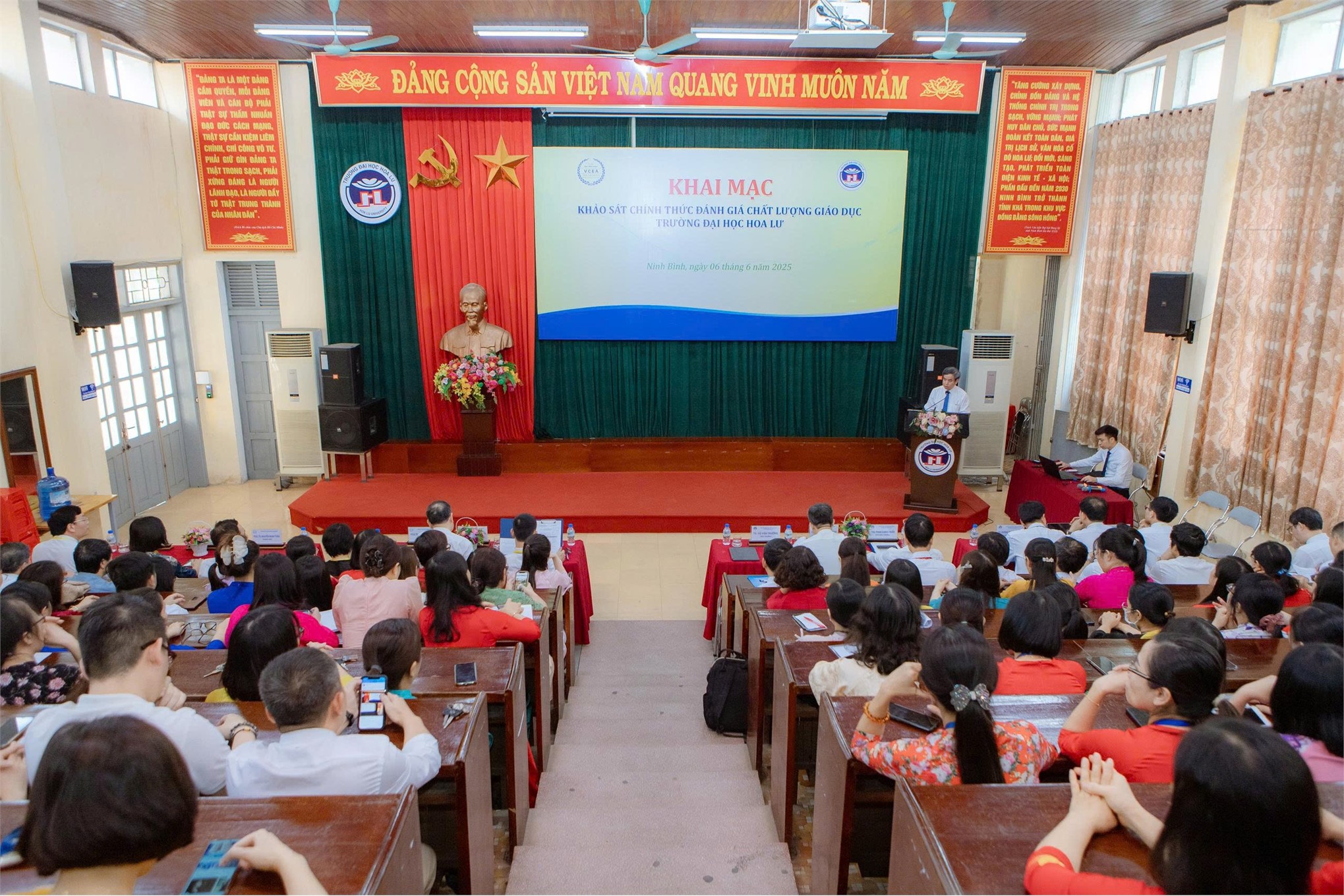 Khai mạc đợt khảo sát chính thức đánh giá chất lượng giáo dục Trường Đại học Hoa Lư giai đoạn 2020 – 2025