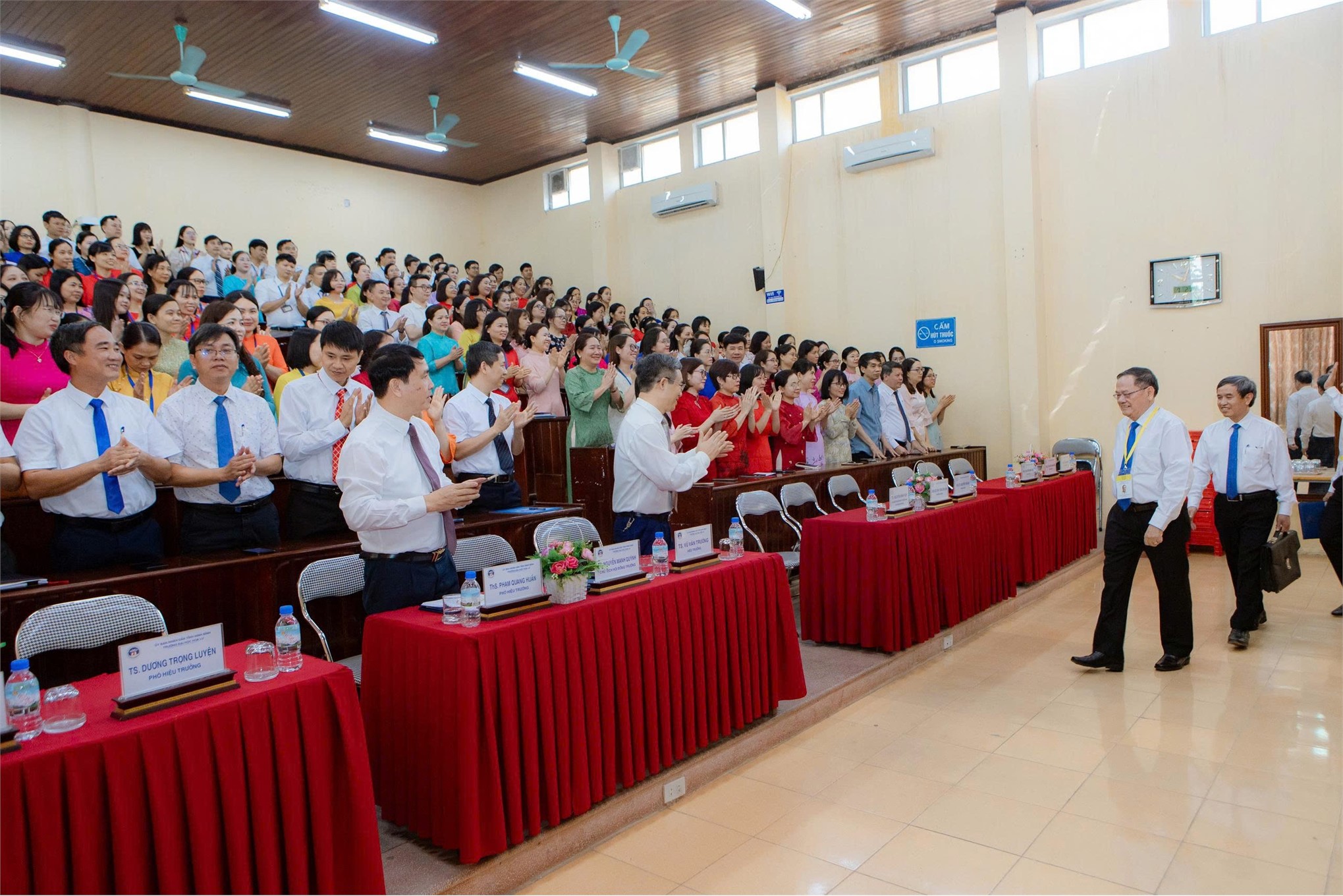 Khai mạc đợt khảo sát chính thức đánh giá chất lượng giáo dục Trường Đại học Hoa Lư giai đoạn 2020 – 2025