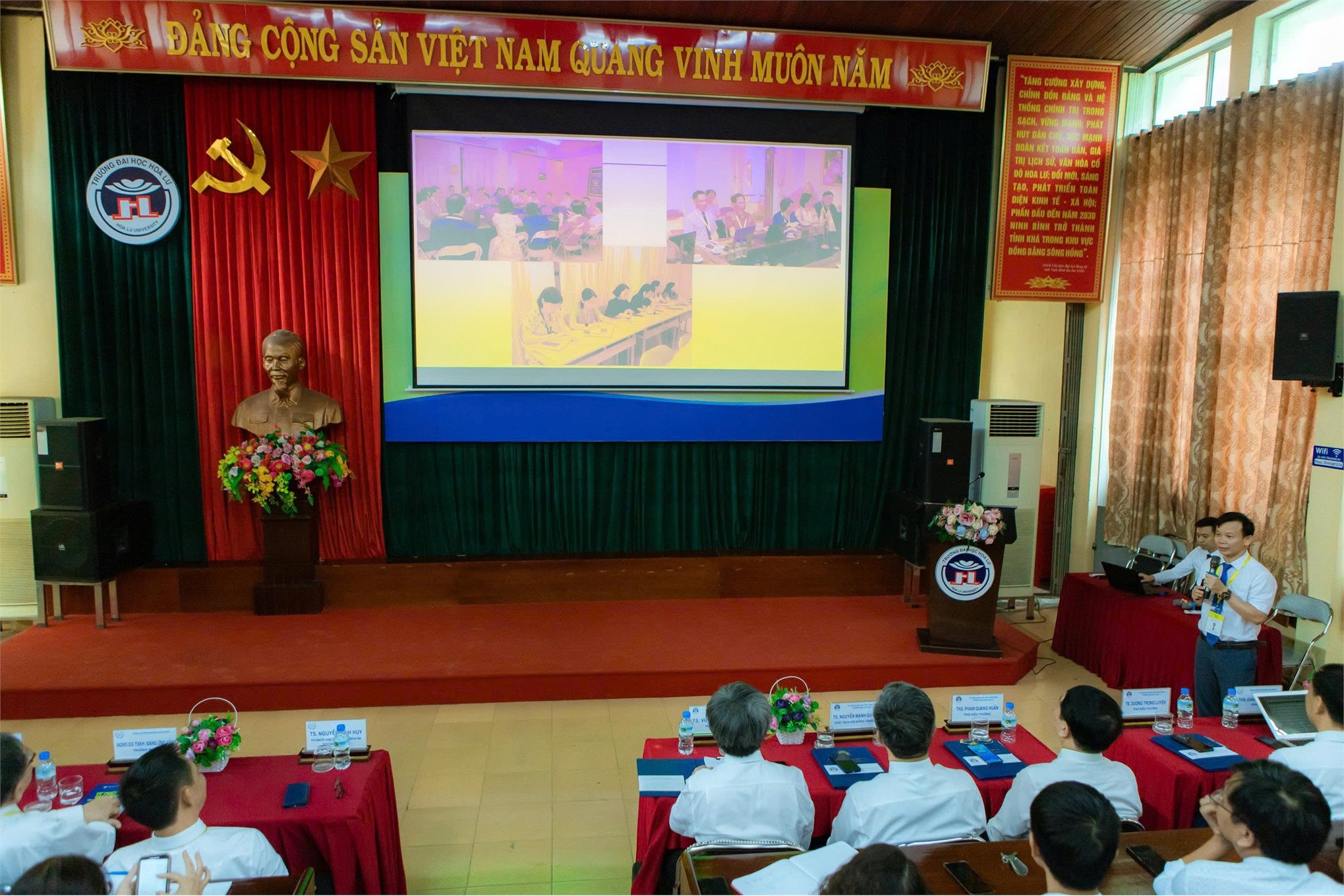 Bế mạc đợt khảo sát chính thức đánh giá chất lượng giáo dục Trường Đại học Hoa Lư giai đoạn 2020 - 2025