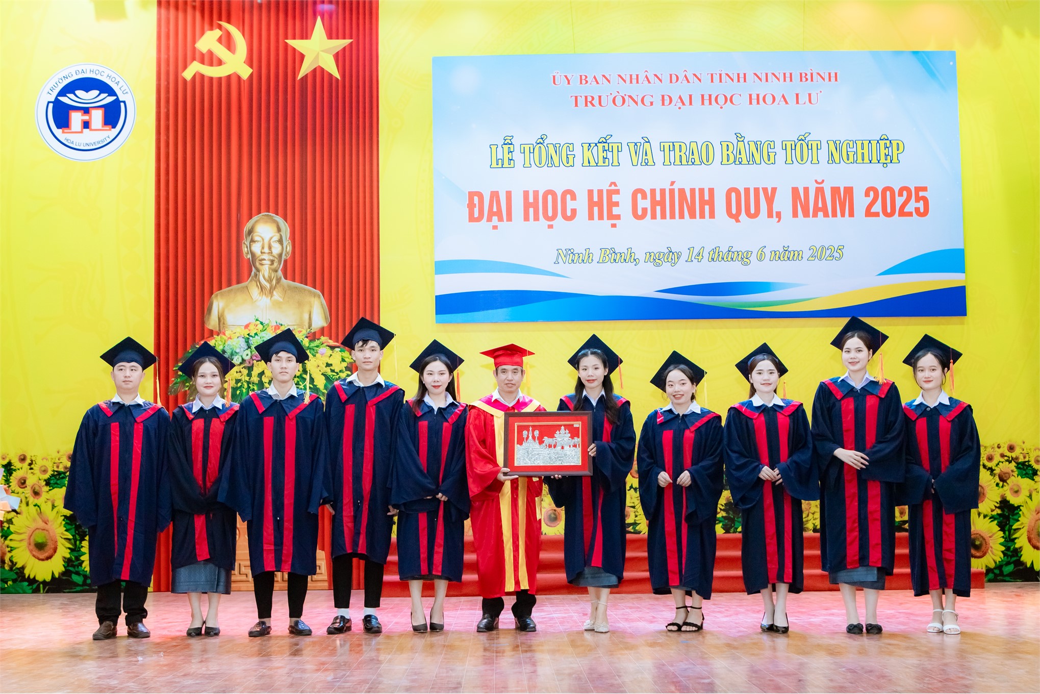 Lễ tổng kết và trao bằng tốt nghiệp Đại học hệ chính quy khóa D14 (2021-2025)O