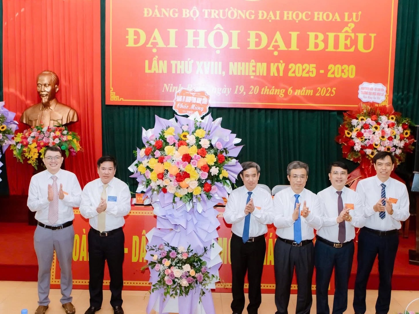 Đại hội Đại biểu Đảng bộ Trường Đại học Hoa Lư lần thứ XVIII nhiệm kỳ 2025 - 2030