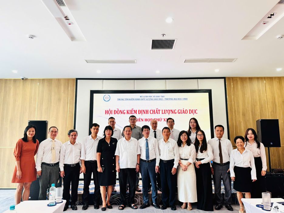 Trường Đại học Hoa Lư tham dự phiên họp lần thứ 22 của Hội đồng Kiểm định chất lượng