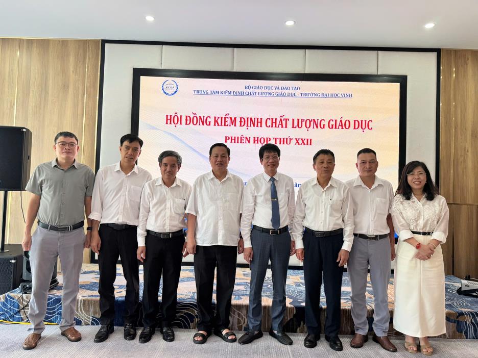 Trường Đại học Hoa Lư tham dự phiên họp lần thứ 22 của Hội đồng Kiểm định chất lượng