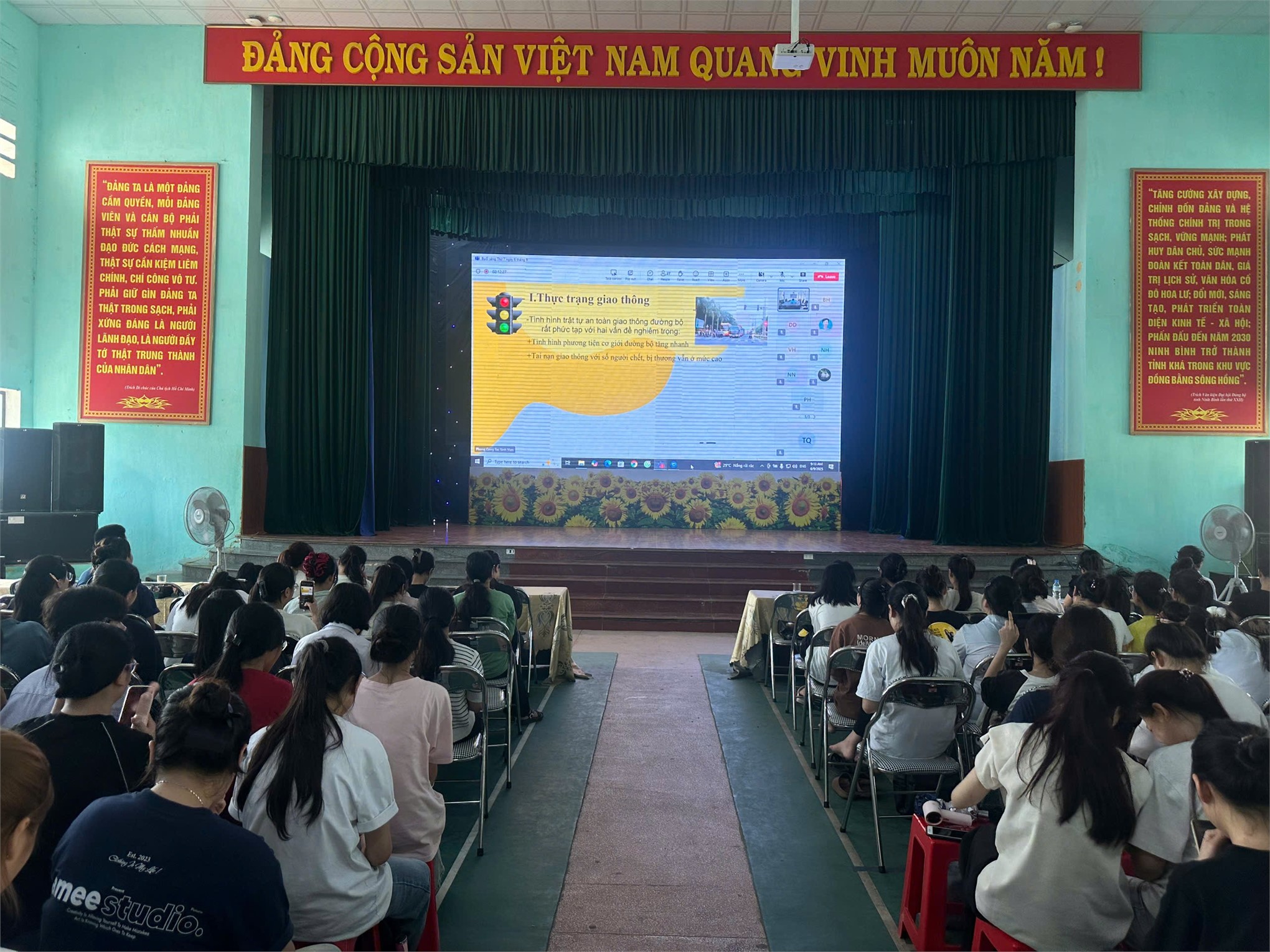 Tuần sinh hoạt công dân - sinh viên năm học 2025-2026