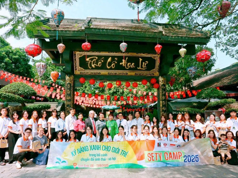 Sinh viên khoa Văn hóa - Du lịch Trường Đại học Hoa Lư tham gia trại hè khoa học SETY CAMP 2025 tại Ninh Bình