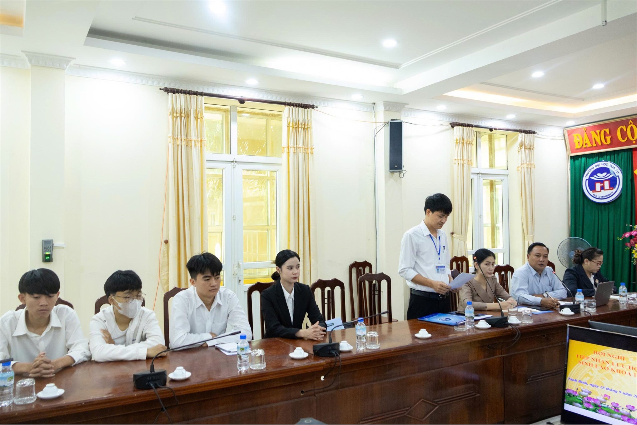 Trường Đại học Hoa Lư tiếp đón đoàn công tác của Sở Giáo dục và Thể thao tỉnh U Đôm Xay nước CHDCND Lào và tiếp nhận, đào tạo lưu học sinh Lào năm học 2025-2026