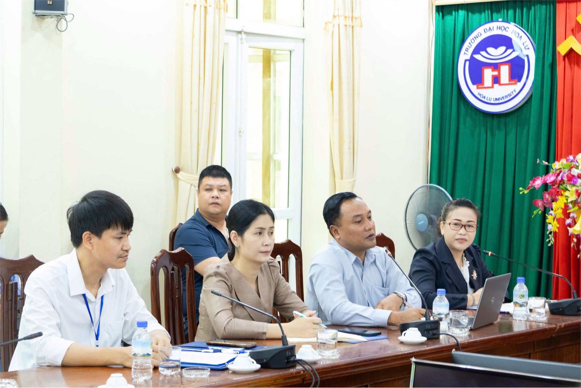 Trường Đại học Hoa Lư tiếp đón đoàn công tác của Sở Giáo dục và Thể thao tỉnh U Đôm Xay nước CHDCND Lào và tiếp nhận, đào tạo lưu học sinh Lào năm học 2025-2026