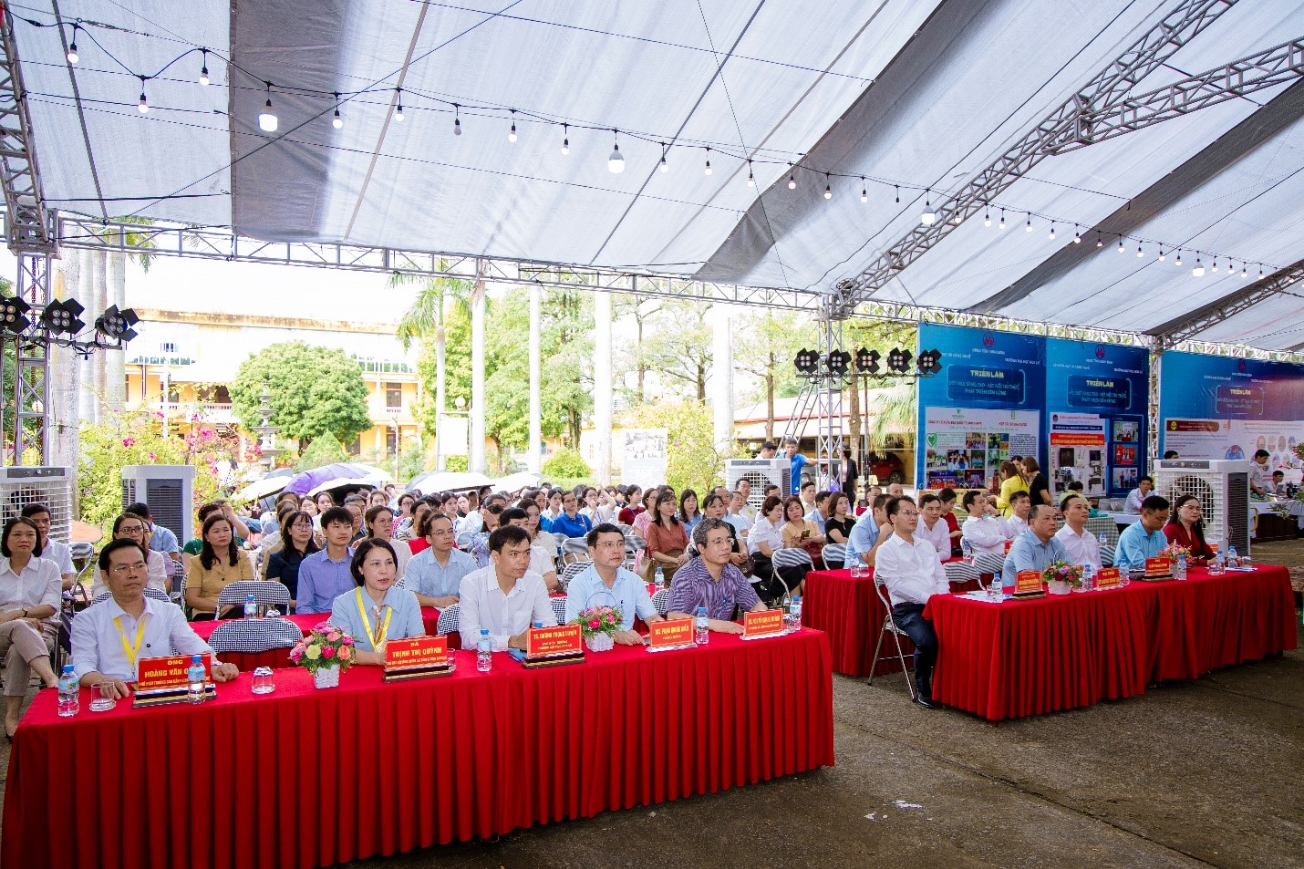 Trường Đại học Hoa Lư phối hợp với Sở Khoa học Công nghệ Ninh Bình tổ chức Triển lãm Đổi mới sáng tạo – Kết nối tri thức, phát triển bền vững