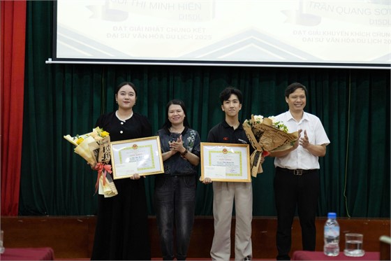 TỌA ĐÀM “KỸ NĂNG HOẠT ĐỘNG NGOẠI KHÓA CHO SINH VIÊN DU LỊCH”