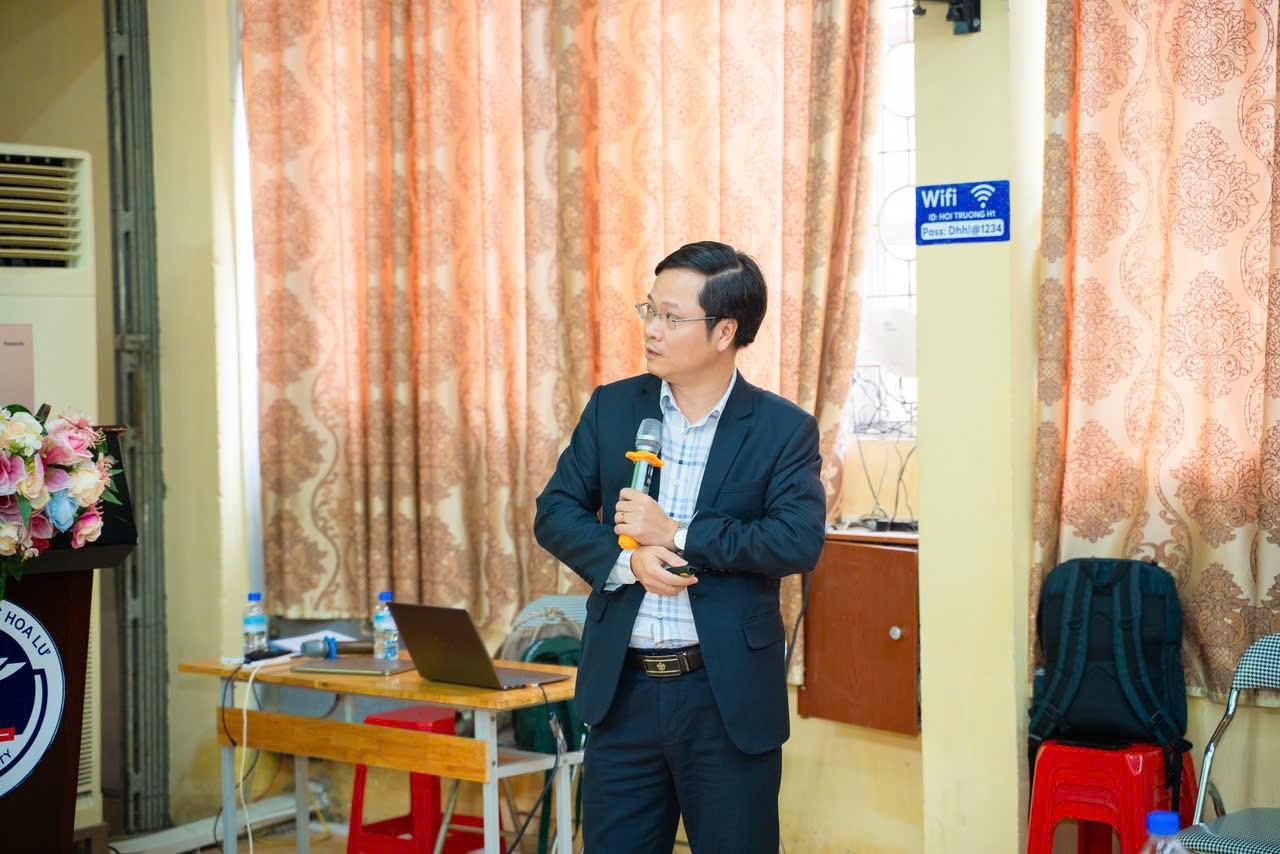 Trường Đại học Hoa Lư tổ chức toạ đàm “Cơ hội nghề nghiệp cho sinh viên kinh tế trong kỷ nguyên số”