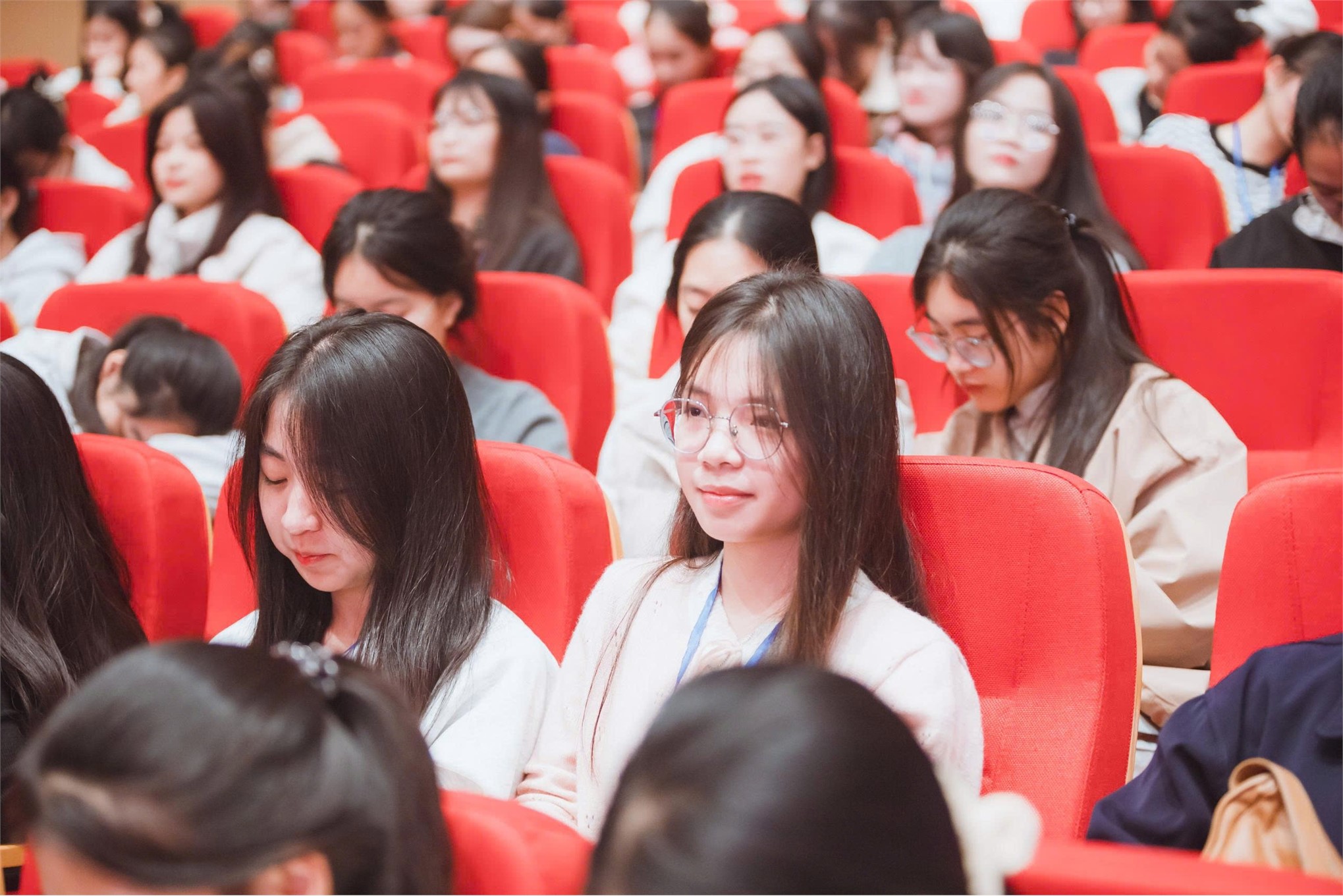 Trường Đại học Hoa Lư phối hợp cùng Bộ Công an và Công an Tỉnh Ninh Bình tổ chức Hội nghị tuyên truyền, phòng chống tội phạm năm 2025