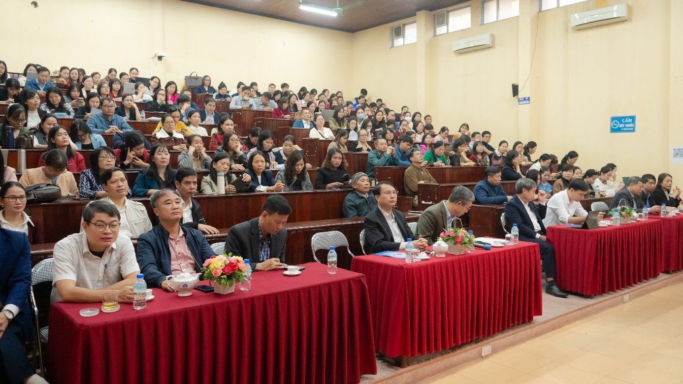 Hội nghị học tập, quán triệt nghị quyết đại hội Đảng bộ UBND Tỉnh Ninh Bình lần thứ nhất và tổng kết công tác Đảng năm 2025 của Trường Đại học Hoa Lư