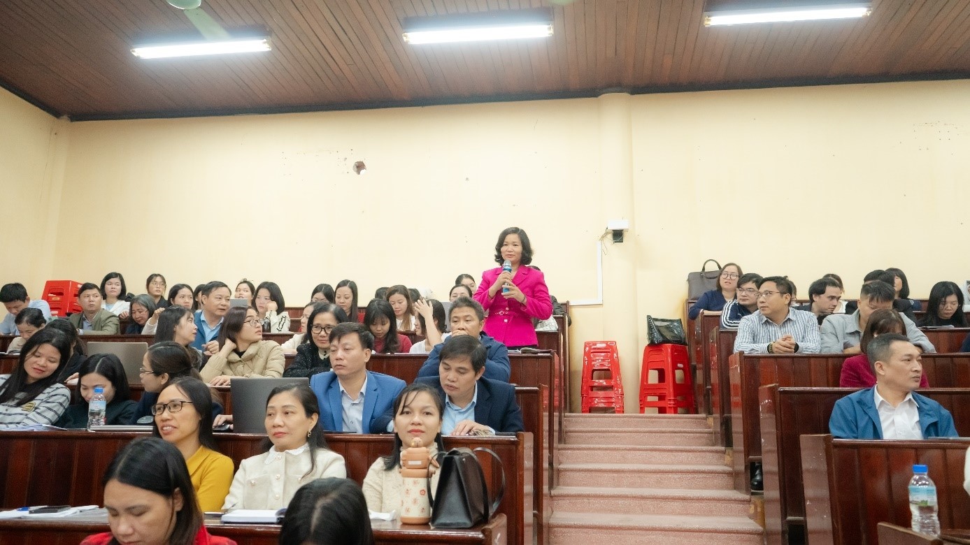 Hội nghị học tập, quán triệt nghị quyết đại hội Đảng bộ UBND Tỉnh Ninh Bình lần thứ nhất và tổng kết công tác Đảng năm 2025 của Trường Đại học Hoa Lư