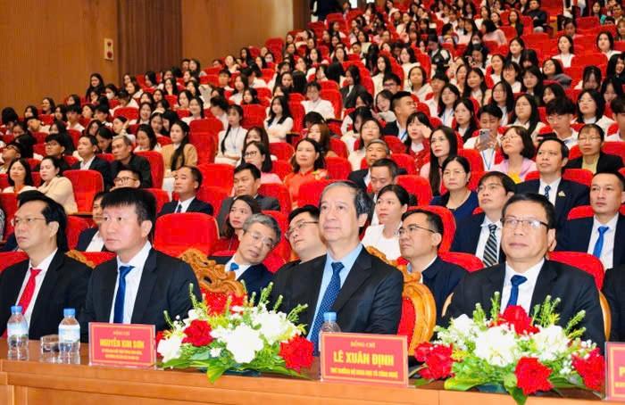 Lễ cắt băng khánh thành công trình Trường Đại học Hoa Lư – Công trình Chào mừng Đại hội Đảng toàn quốc lần thứ XIV