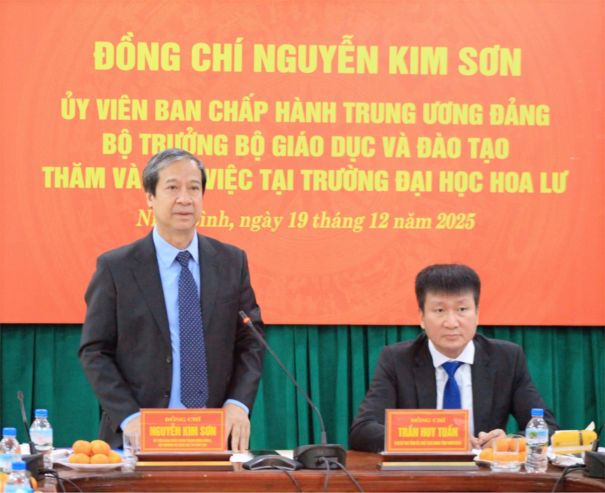 Trường Đại học Hoa Lư đón và làm việc với đồng chí Nguyễn Kim Sơn Uỷ viên BCH Trung ưởng Đảng, Bộ trưởng Bộ Giáo dục và Đào tạo