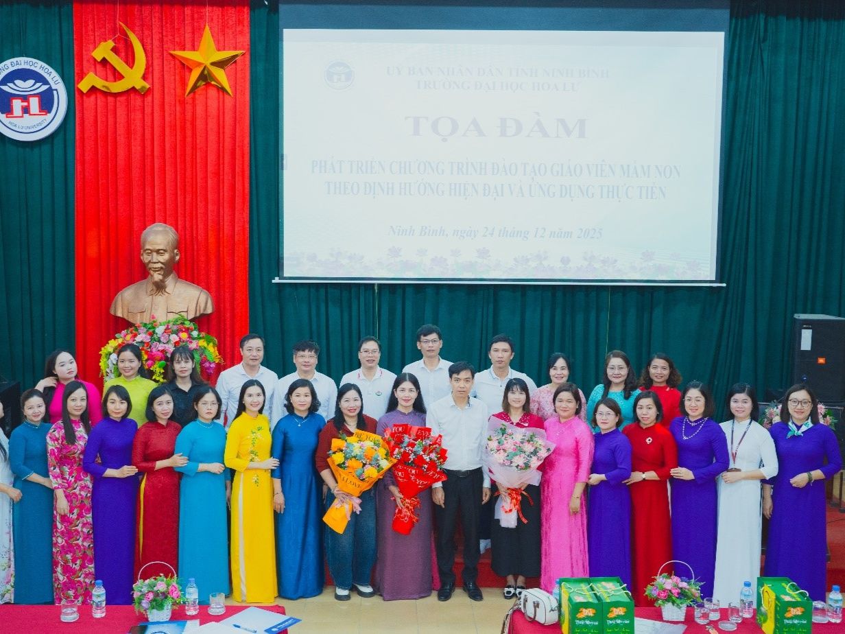 Trường Đại học Hoa Lư tổ chức Chương trình Tọa đàm khoa học “Phát triển chương trình đào tạo giáo viên mầm non theo định hướng hiện đại và ứng dụng thực tiễn”