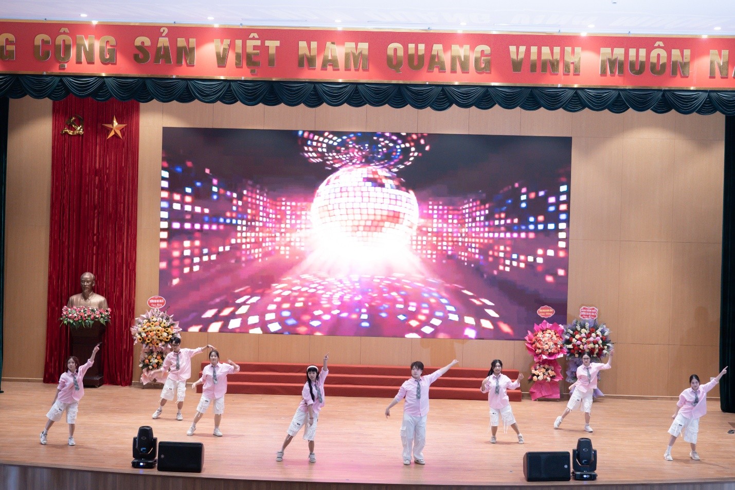 Hội Sinh viên Trường Đại học Hoa Lư tổ chức Chương trình kỷ niệm 76 năm ngày truyền thống học sinh, sinh viên và Hội sinh viên Việt Nam (09/01/1950 – 09/01/2026)