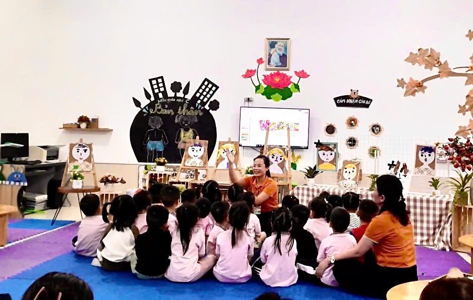 TỔ CHỨC CHO SINH VIÊN D15MN THỰC TẾ SƯ PHẠM Ở NGHỆ AN