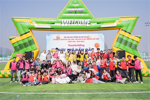 SINH VIÊN TRƯỜNG ĐẠI HỌC HOA LƯ SÔI NỔI THAM GIA HOẠT ĐỘNG TEAM BUILDING HƯỚNG TỚI KỶ NIỆM 76 NĂM NGÀY TRUYỀN THỐNG HỌC SINH, SINH VIÊN VÀ HỘI SINH VIÊN VIỆT NAM (09/01/1950 – 09/01/2026)