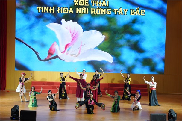 SINH VIÊN KHOA VĂN HÓA – DU LỊCH VỚI HỘI THI NGHIỆP VỤ NGHỀ NĂM HỌC 2025 – 2026