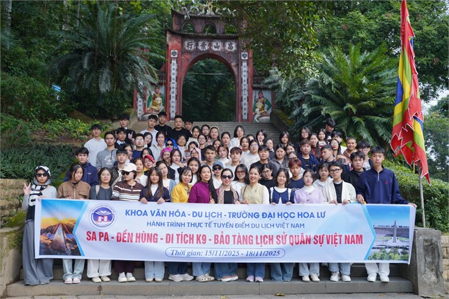 TỔNG KẾT HOẠT ĐỘNG NĂM 2025 CỦA SINH VIÊN KHOA VĂN HÓA – DU LỊCH TRƯỜNG ĐẠI HỌC HOA LƯ