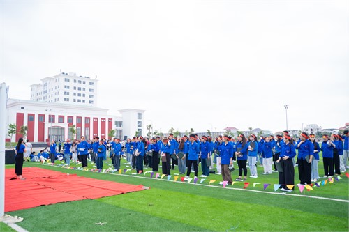 RUNG CHUÔNG VÀNG 2026 – BÙNG NỔ TRI THỨC, LAN TỎA NHIỆT HUYẾT TUỔI TRẺ