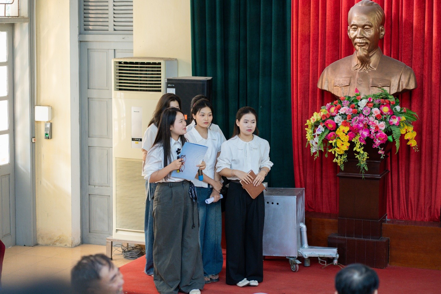 Cuộc thi “Học sinh, sinh viên Trường Đại học Hoa Lư với ý tưởng sáng tạo khởi nghiệp”, năm học 2025-2026