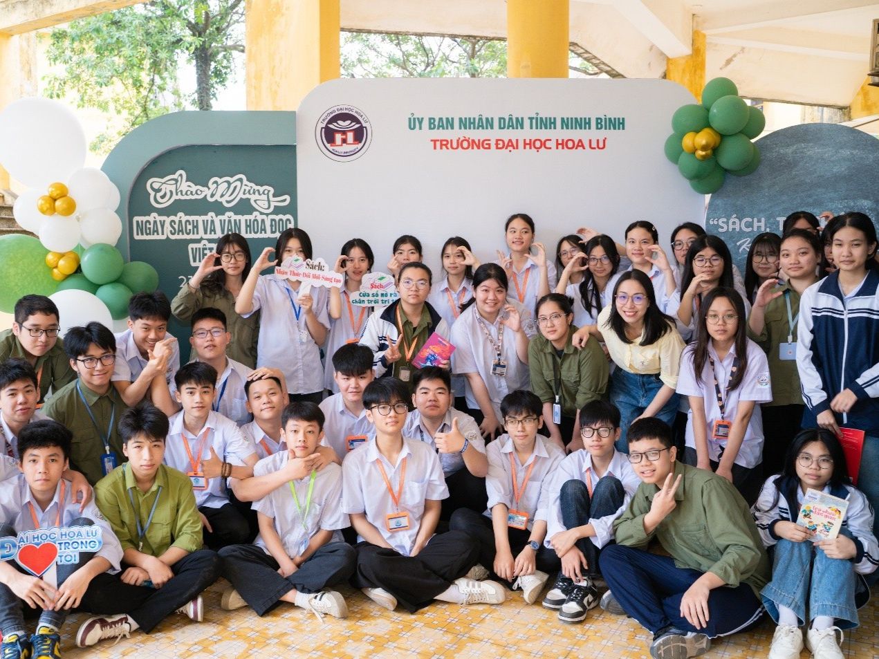 Sôi nổi chương trình kỷ niệm Ngày Sách và Văn hoá đọc Việt Nam (21/4) tại Trường Đại học Hoa Lư