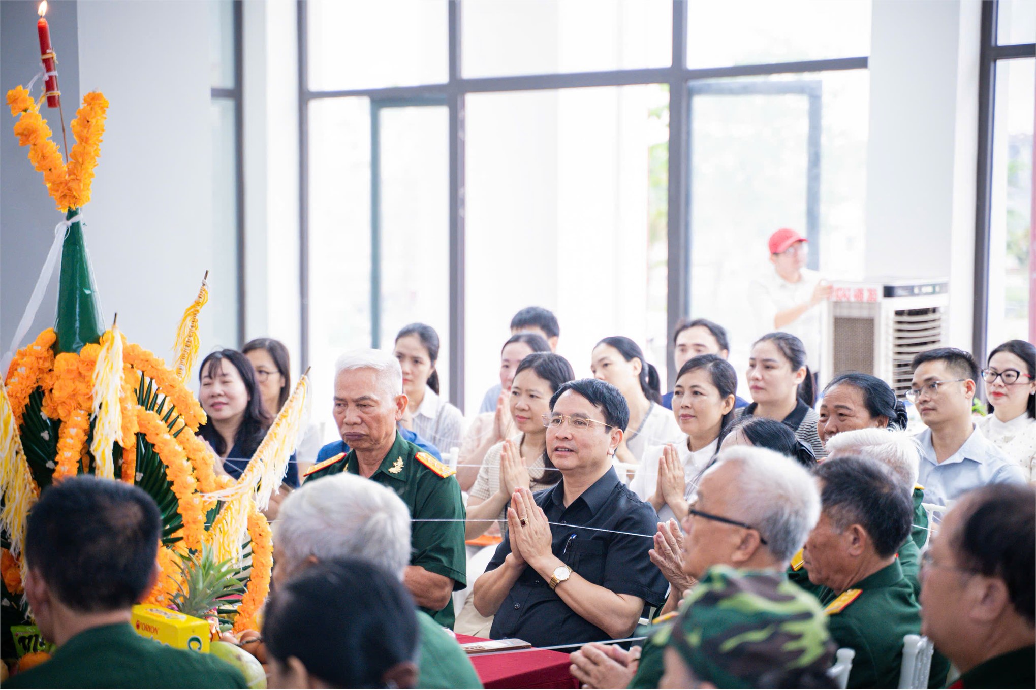 Sinh viên Lào tại trường Đại học Hoa Lư đón tết cổ truyền Bunpimay năm 2026