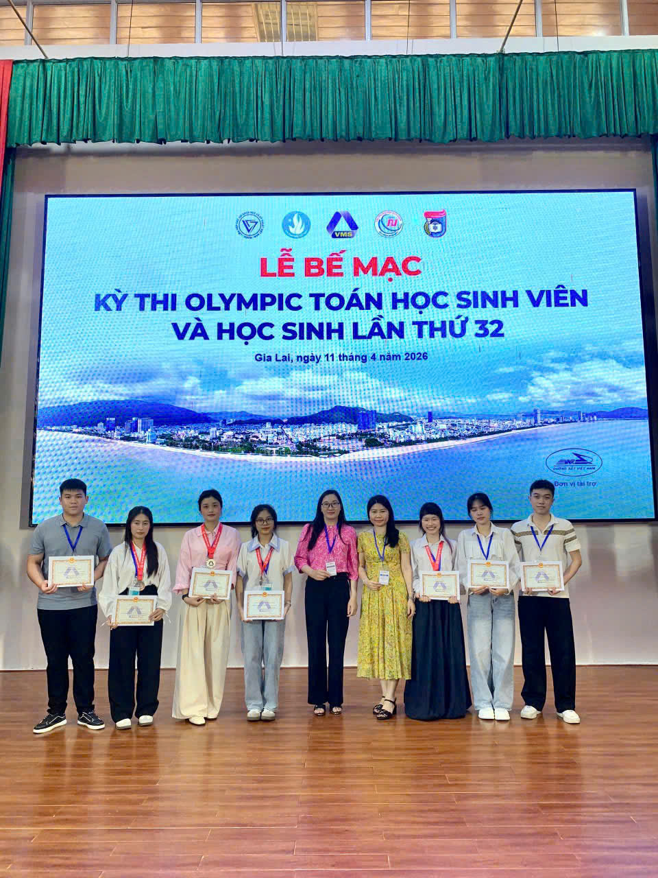 THÀNH TÍCH ẤN TƯỢNG CỦA ĐỘI TUYỂN OLIMPIC TOÁN HỌC NĂM 2026