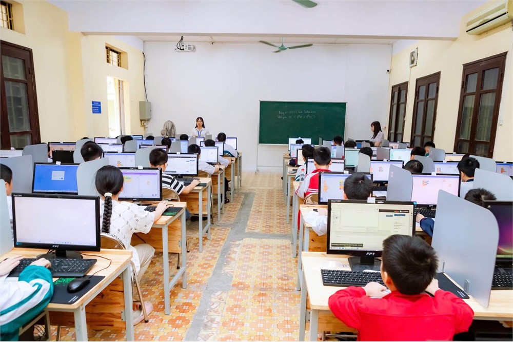 HLUV TECH TALENT 2026 – VINH DANH NHỮNG TÀI NĂNG TIN HỌC TRẺ