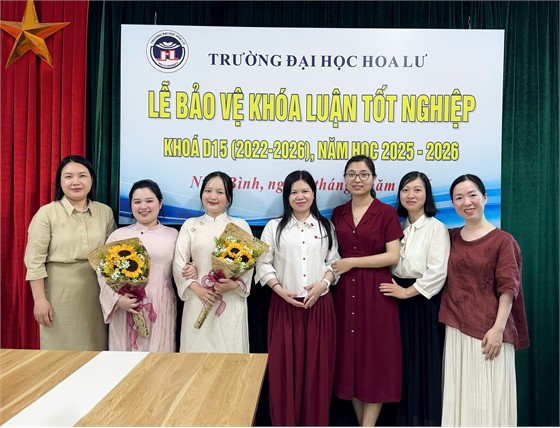 SINH VIÊN KHÓA D15 DU LỊCH HOÀN THÀNH BẢO VỆ KHÓA LUẬN TỐT NGHIỆP