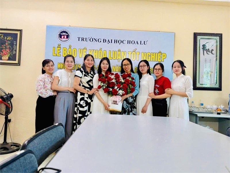 SINH VIÊN NGÀNH KẾ TOÁN VÀ QUẢN TRỊ KINH DOANH – KHOA KINH TẾ, TRƯỜNG ĐẠI HỌC HOA LƯ BẢO VỆ THÀNH CÔNG KHÓA LUẬN TỐT NGHIỆP