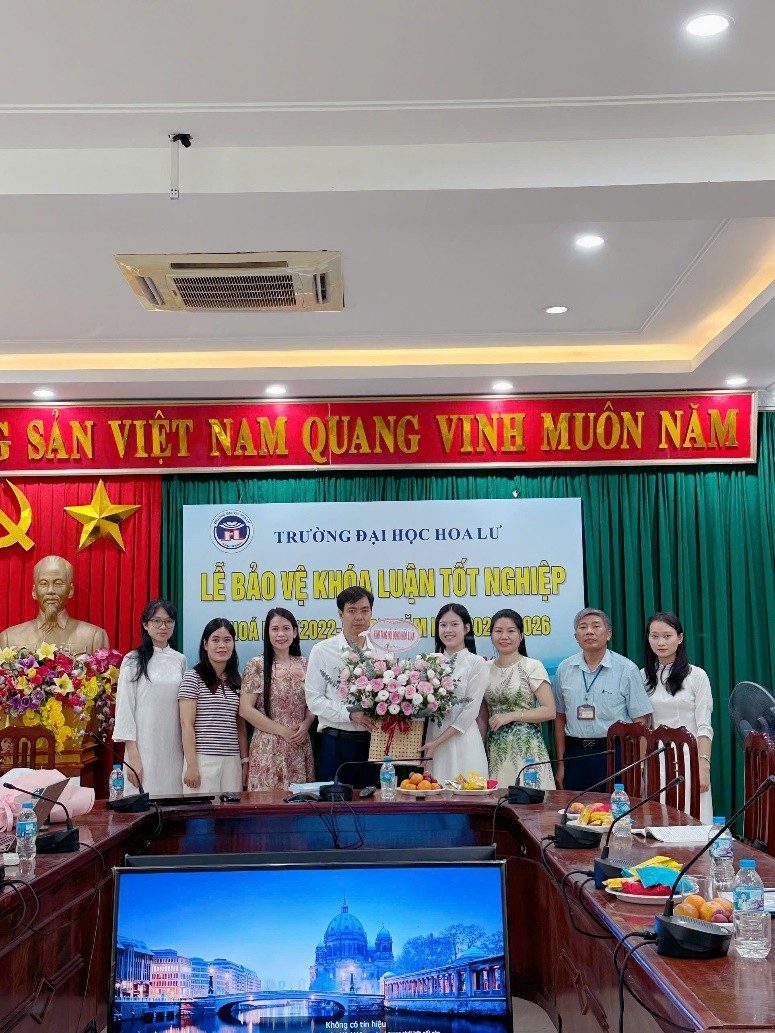 CHẤM KHÓA LUẬN TỐT NGHIỆP CỦA SINH VIÊN KHÓA D15 KHOA SƯ PHẠM TIỂU HỌC – MẦM NON