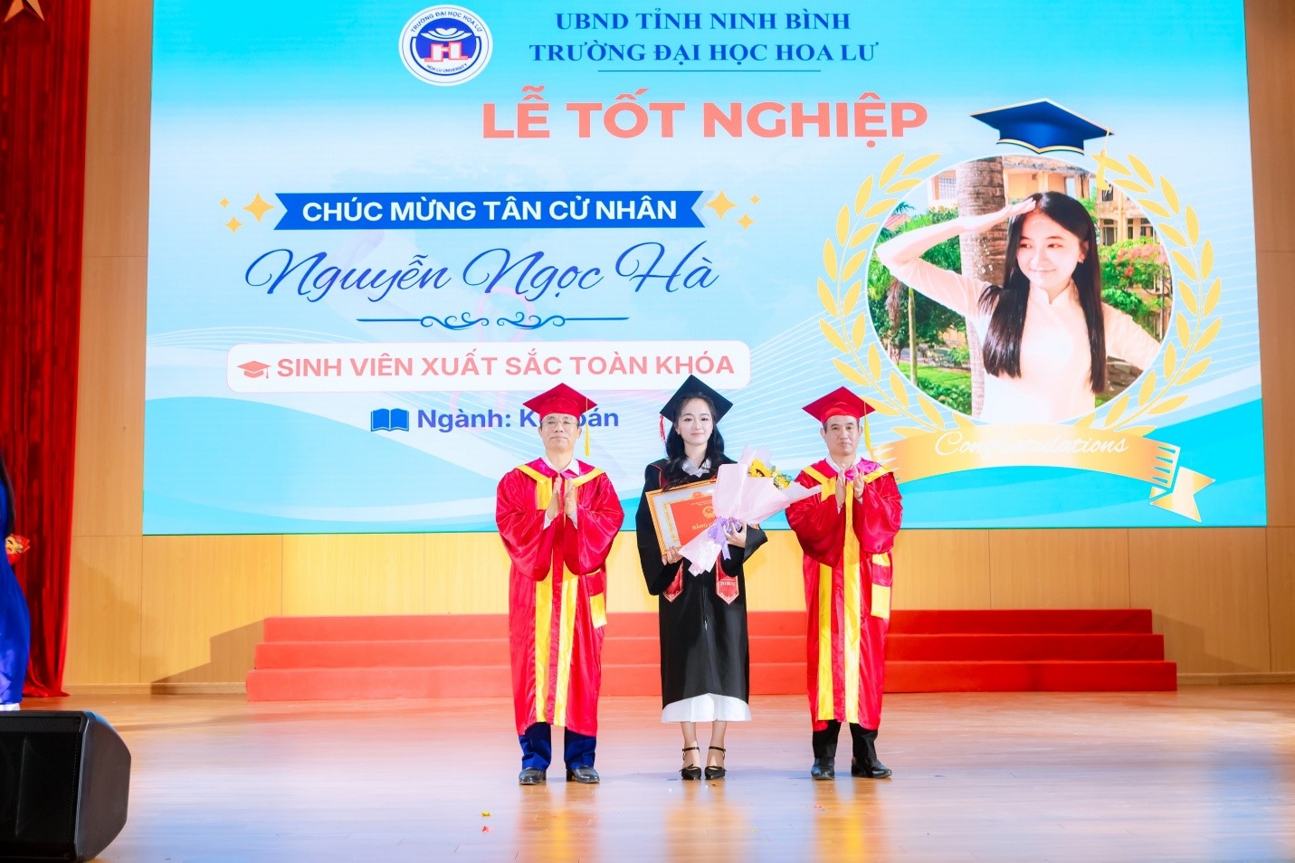 Trường Đại học Hoa Lư tổ chức lễ tổng kết và trao bằng tốt nghiệp Đại học hệ chính quy khóa D15 (2022-2026)