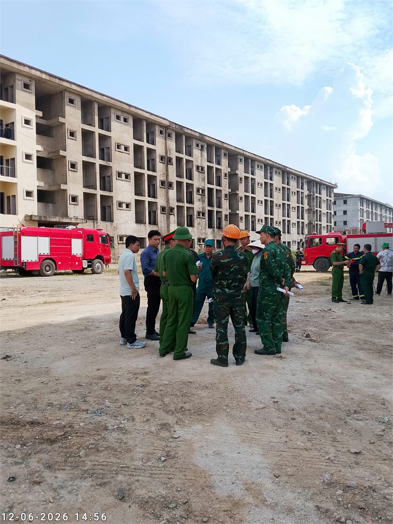 Sinh viên Trường Đại học Hoa Lư tích cực tham gia diễn tập phòng thủ dân sự ứng phó bão mạnh, siêu bão và tìm kiếm cứu nạn năm 2026