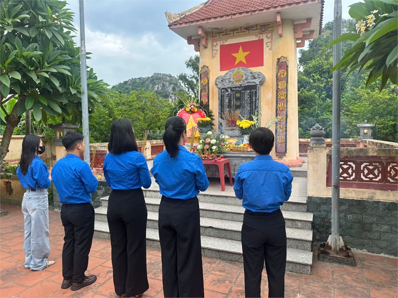 Trường Đại học Hoa Lư tổ chức các hoạt động tri ân nhân dịp kỷ niệm 79 năm ngày thương binh liệt sĩ (27/7/1947-27/7/2026)