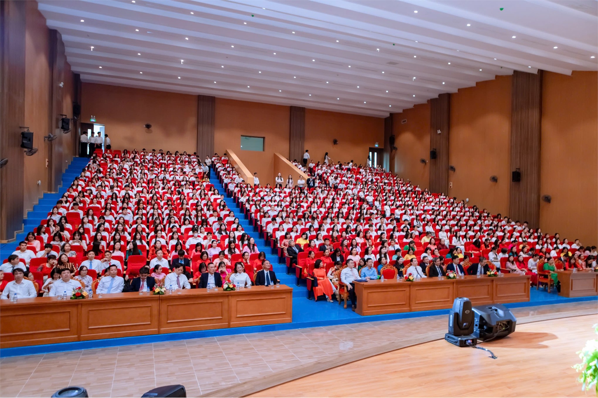 Trường Đại học Hoa Lư hòa chung không khí khai giảng năm học 2026-2027 cùng cả nước